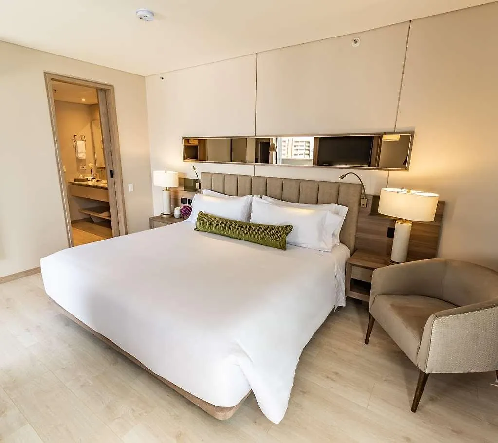 Bluedoors York Luxury Suites Medellín 5*,