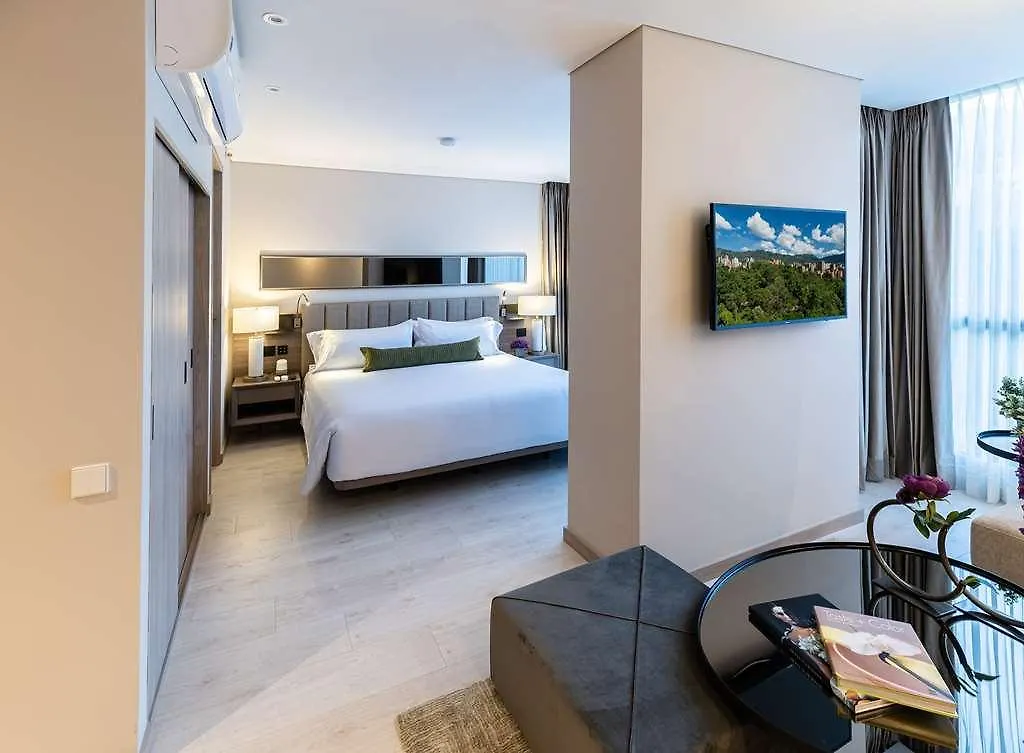 Bluedoors York Luxury Suites Medellín Hotel