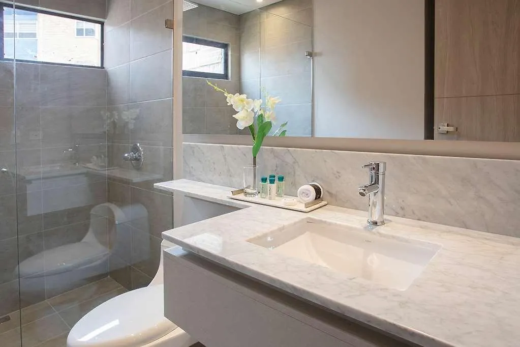 Bluedoors York Luxury Suites Medellín 5*,  Kolumbia