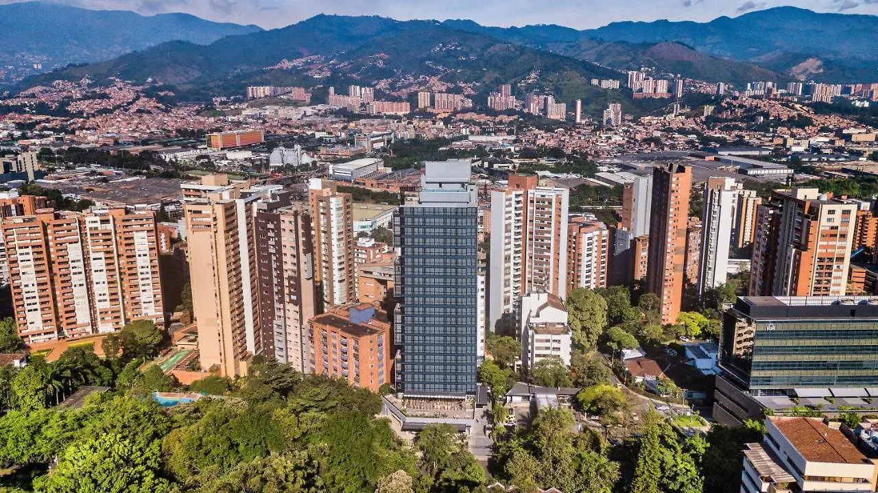 Bluedoors York Luxury Suites Medellín 5*,  Kolumbia